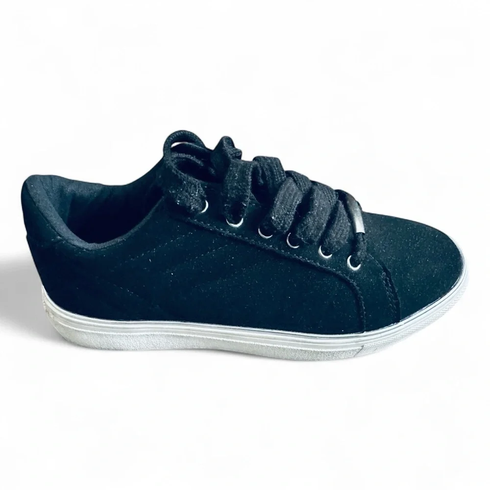 Primark Black and White Women's Sneakers size 6